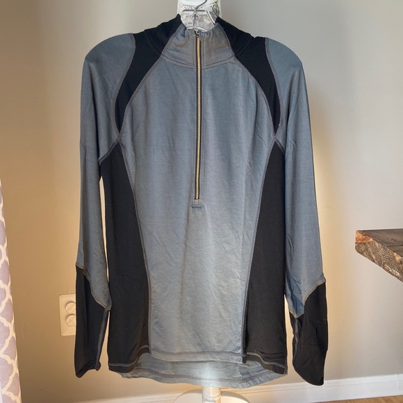 Smartwool 100% Merino Wool Gray/Black 1/4 Zip Men’s Pullover - Picture 2 of 7